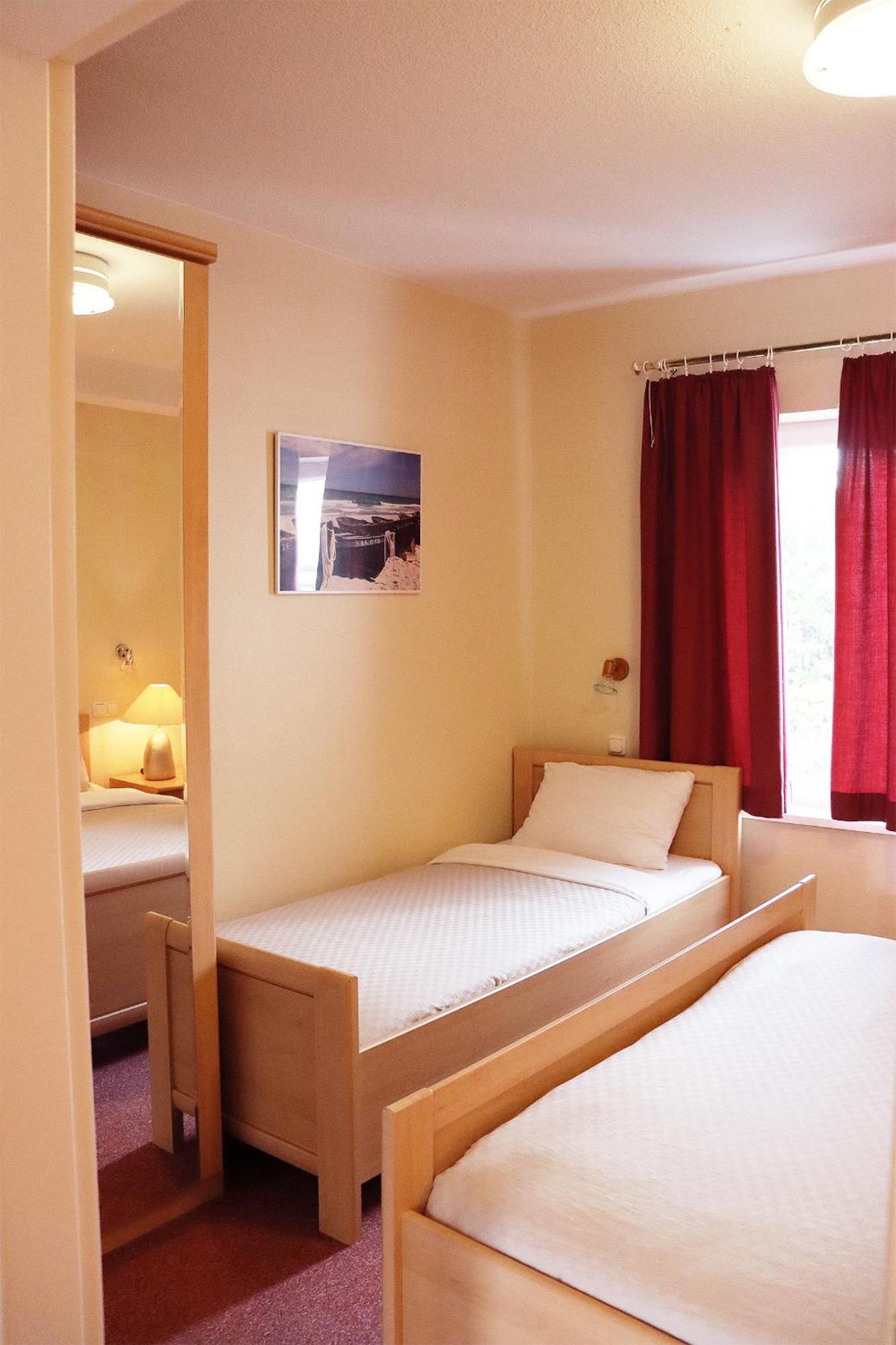 Ferienwohnung Mit Meerblick Und Terrasse - Nur 50 Meter Zum Strand - Inklusive Eigenem Parkplatz Und Fahrradunterstellplatz Sierksdorf Exterior foto