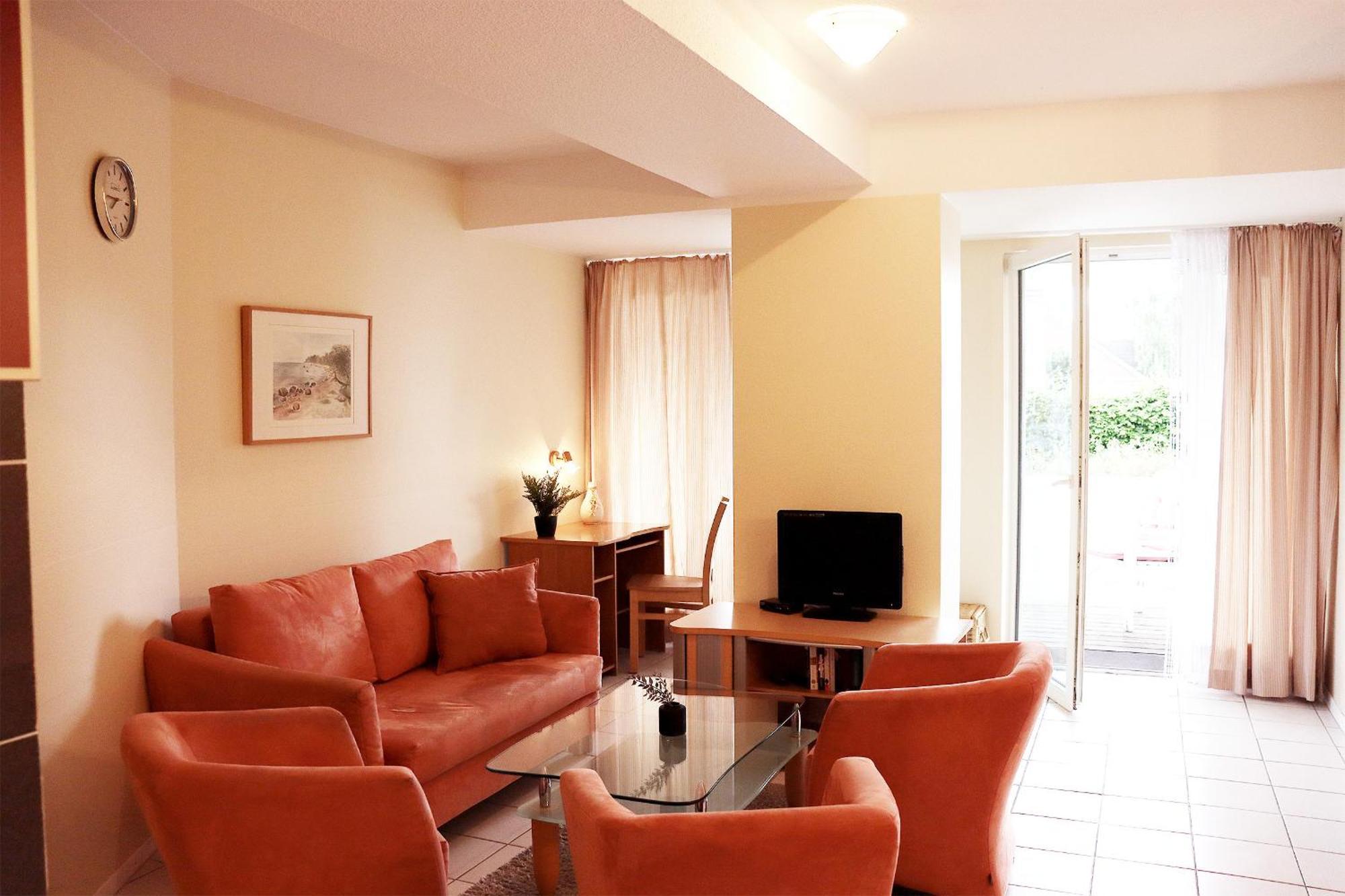 Ferienwohnung Mit Meerblick Und Terrasse - Nur 50 Meter Zum Strand - Inklusive Eigenem Parkplatz Und Fahrradunterstellplatz Sierksdorf Exterior foto