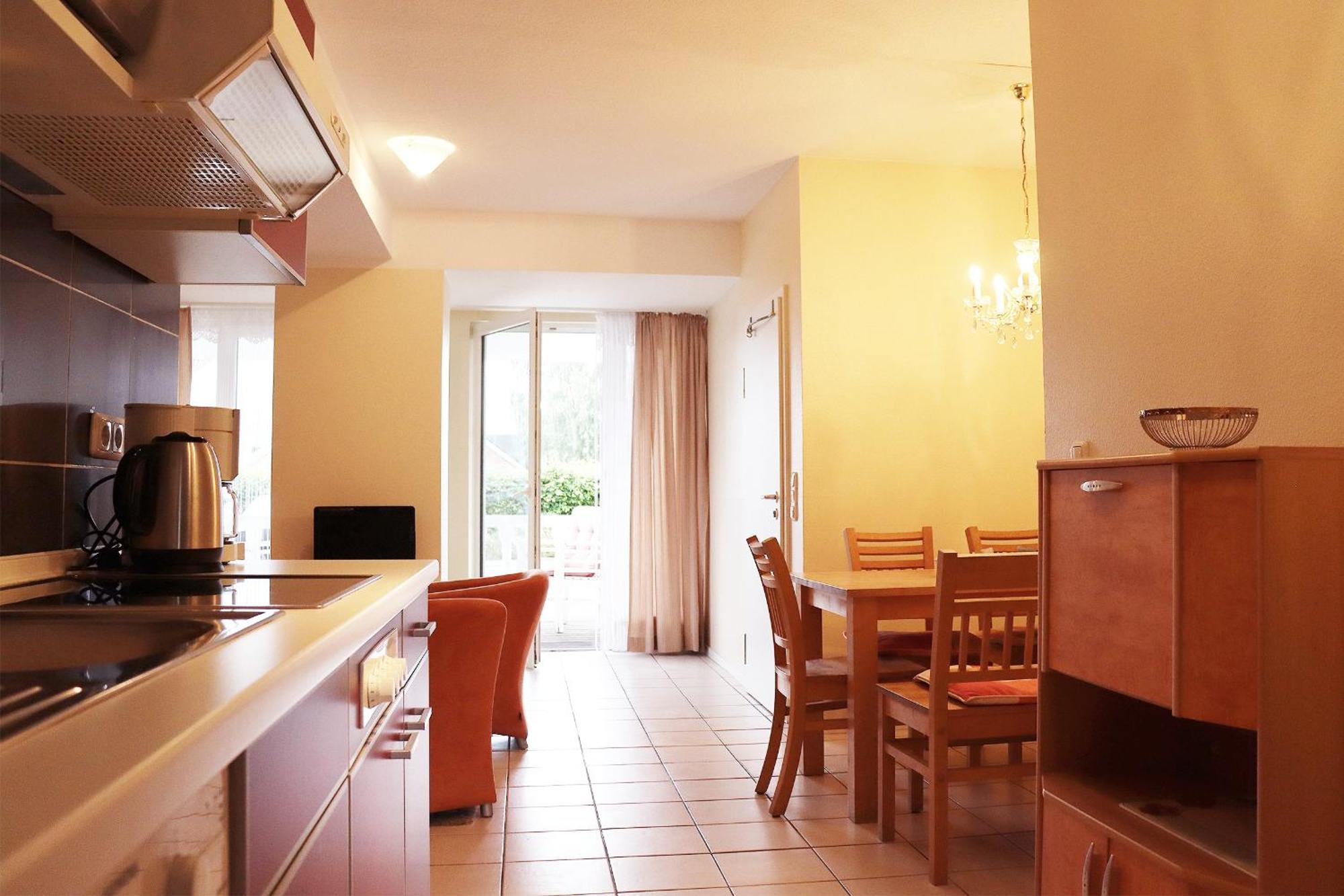 Ferienwohnung Mit Meerblick Und Terrasse - Nur 50 Meter Zum Strand - Inklusive Eigenem Parkplatz Und Fahrradunterstellplatz Sierksdorf Exterior foto