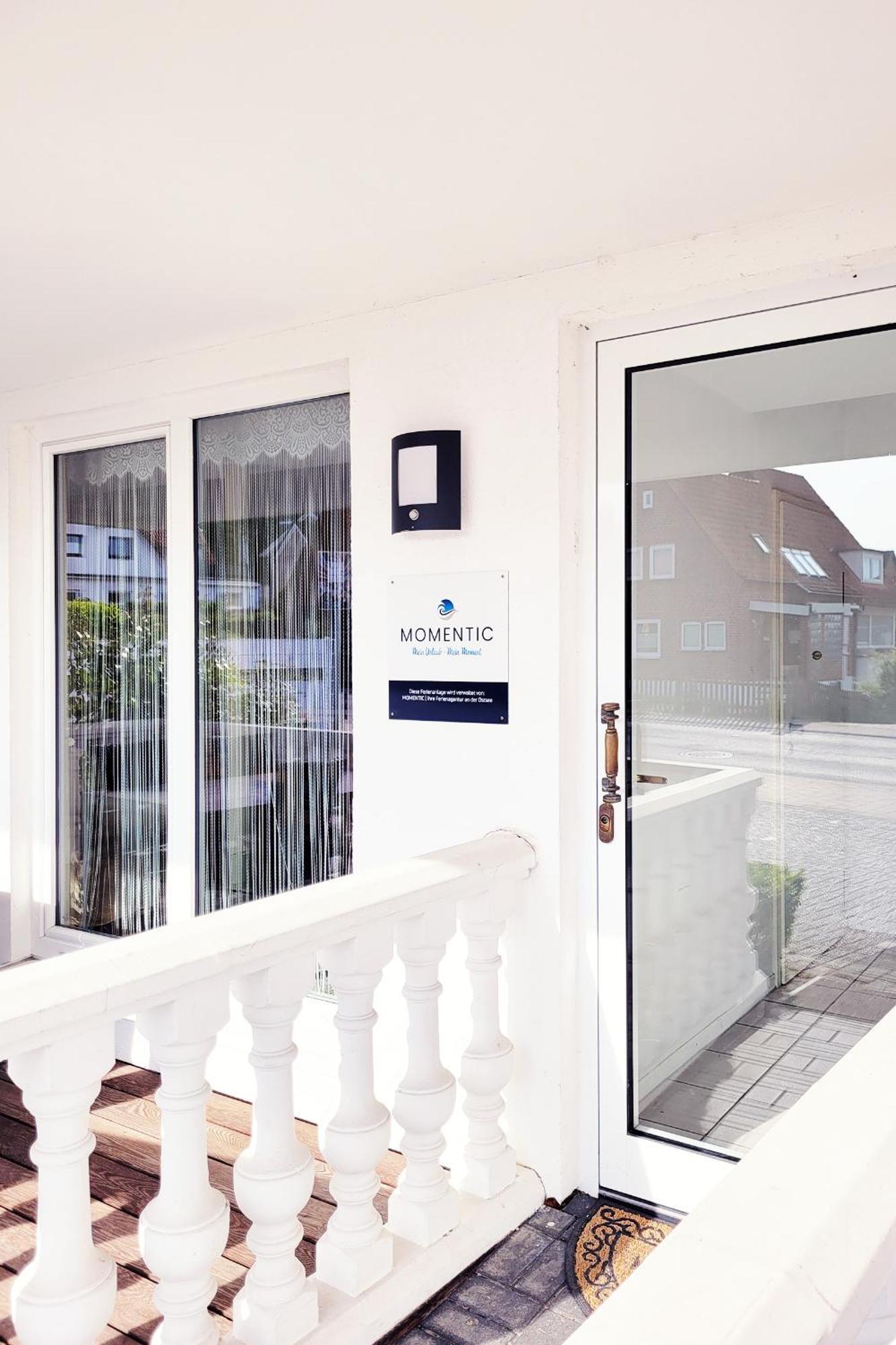Ferienwohnung Mit Meerblick Und Terrasse - Nur 50 Meter Zum Strand - Inklusive Eigenem Parkplatz Und Fahrradunterstellplatz Sierksdorf Exterior foto