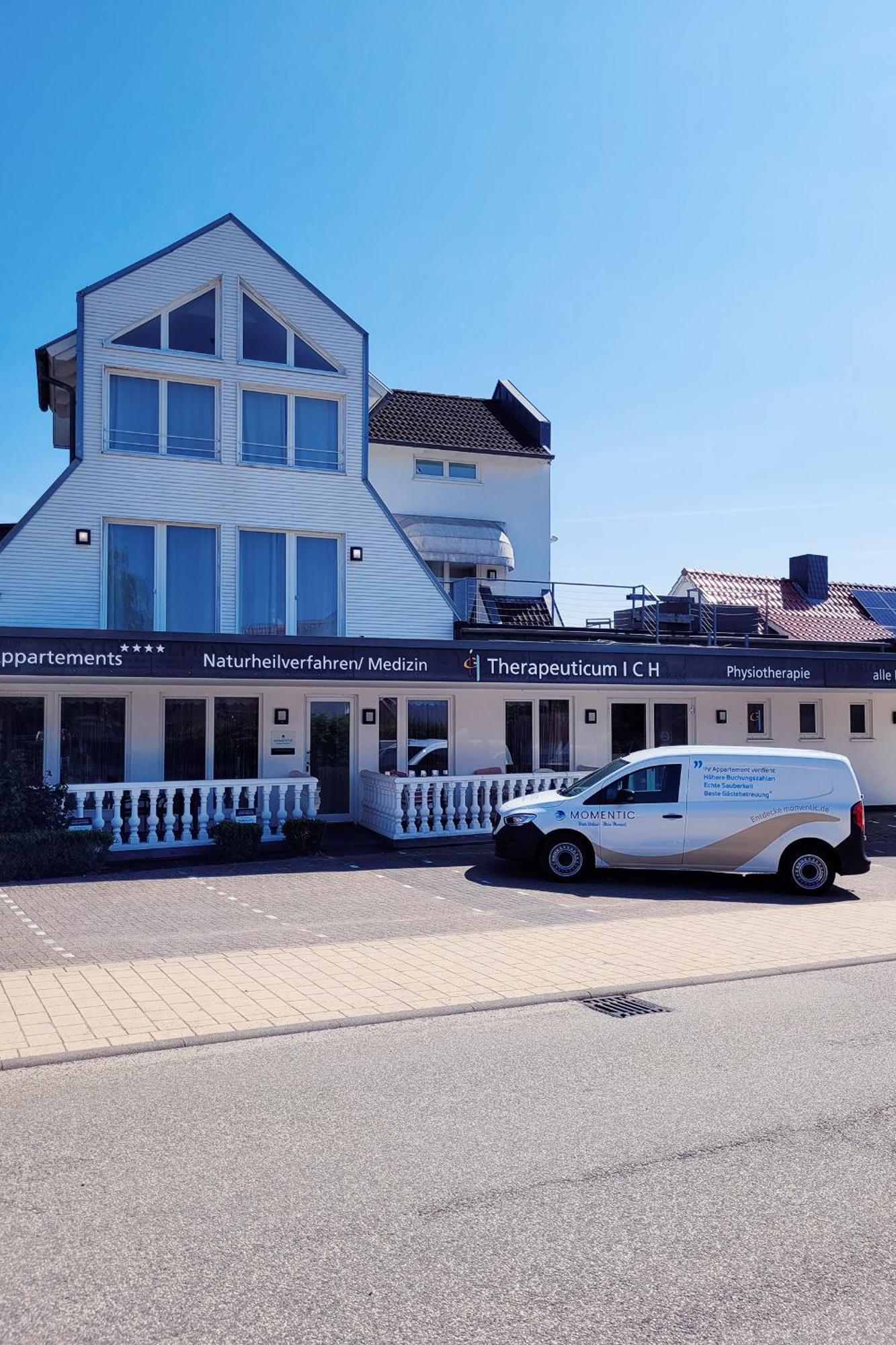 Ferienwohnung Mit Meerblick Und Terrasse - Nur 50 Meter Zum Strand - Inklusive Eigenem Parkplatz Und Fahrradunterstellplatz Sierksdorf Exterior foto